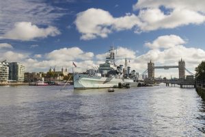 Students visit the HMS Belfast